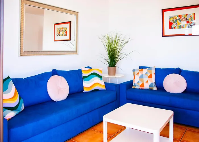 Villa Conil With Heated Pool And Air Conditioning