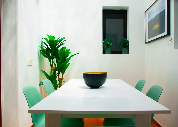 Conil With Heated Pool And Air Conditioning