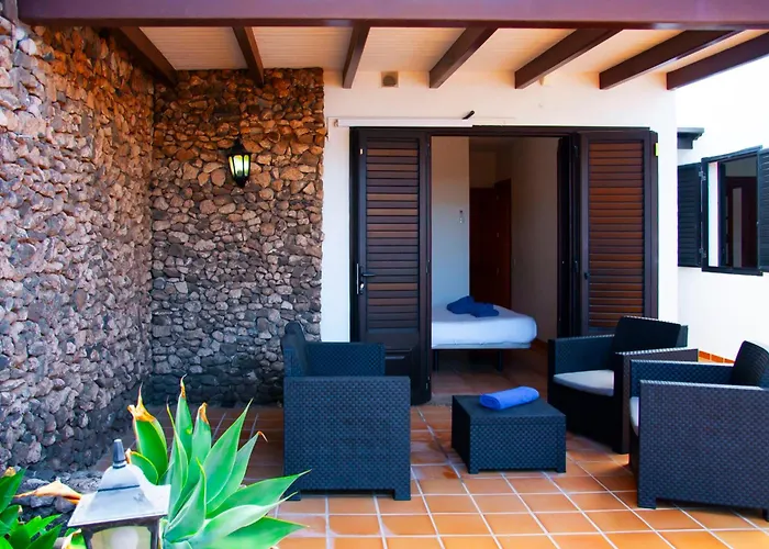 Conil With Heated Pool And Air Conditioning *