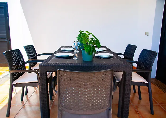 Conil With Heated Pool And Air Conditioning Villa *