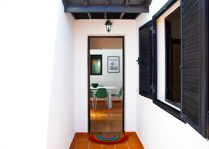 Conil With Heated Pool And Air Conditioning *