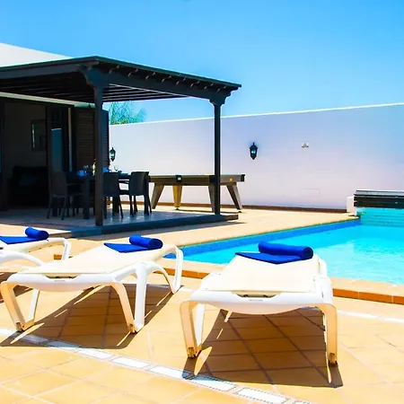 Villa Conil With Heated Pool And Air Conditioning Playa Blanca (Lanzarote)
