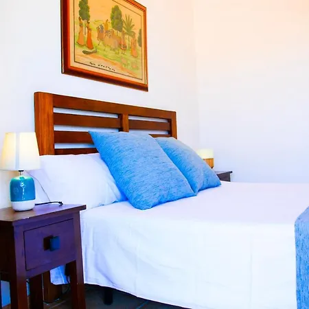 Conil With Heated Pool And Air Conditioning *