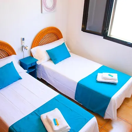 Villa Conil With Heated Pool And Air Conditioning