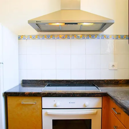 Conil With Heated Pool And Air Conditioning